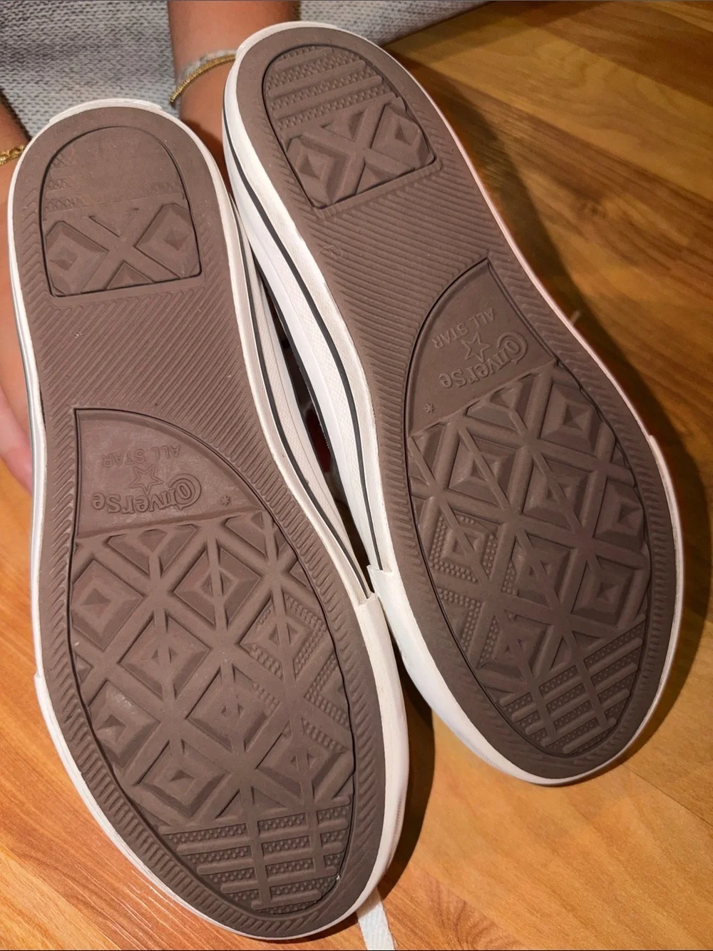 Converse kids high